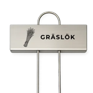 Rostfri växtskylt med texten Gräslök och en graverad gräslöksillustration